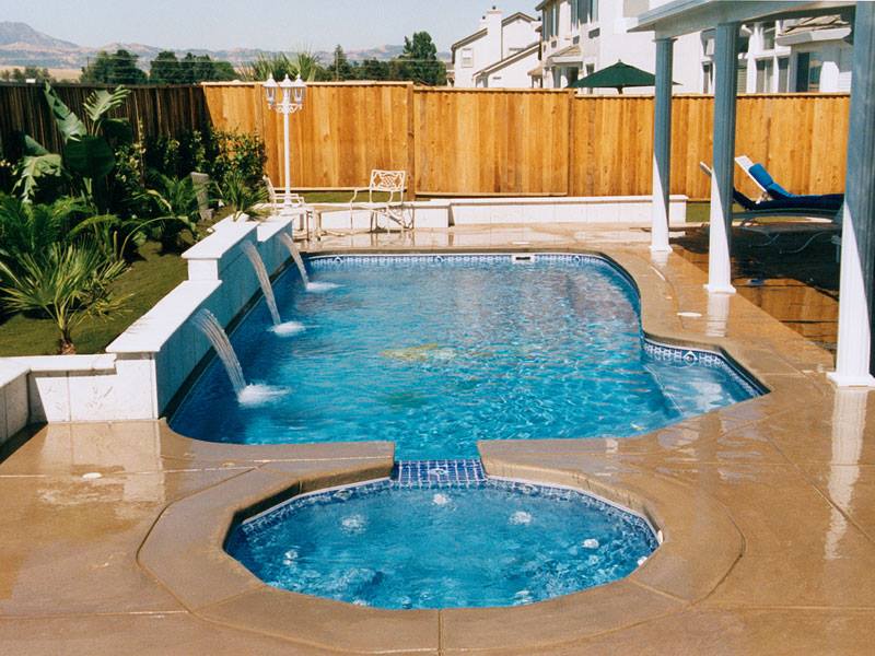 Custom shaped Viking Pools for your home from Refreshing Pools & Spas, INTL, LLC